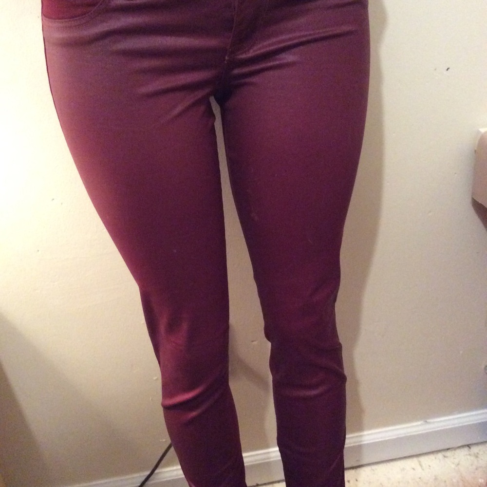 Burgundy jeans wax denim sz 28